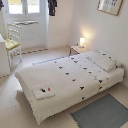 Private Room In Shared Apartment In The Center Of Ніцца Екстер'єр фото